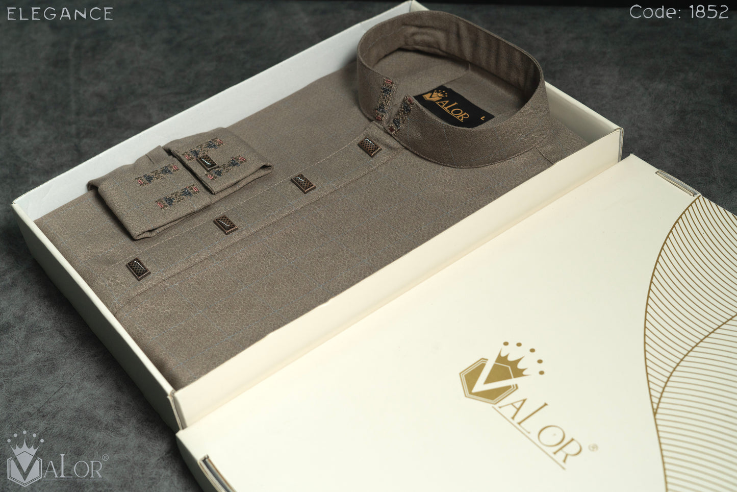 Elegance Panjabi (1852)