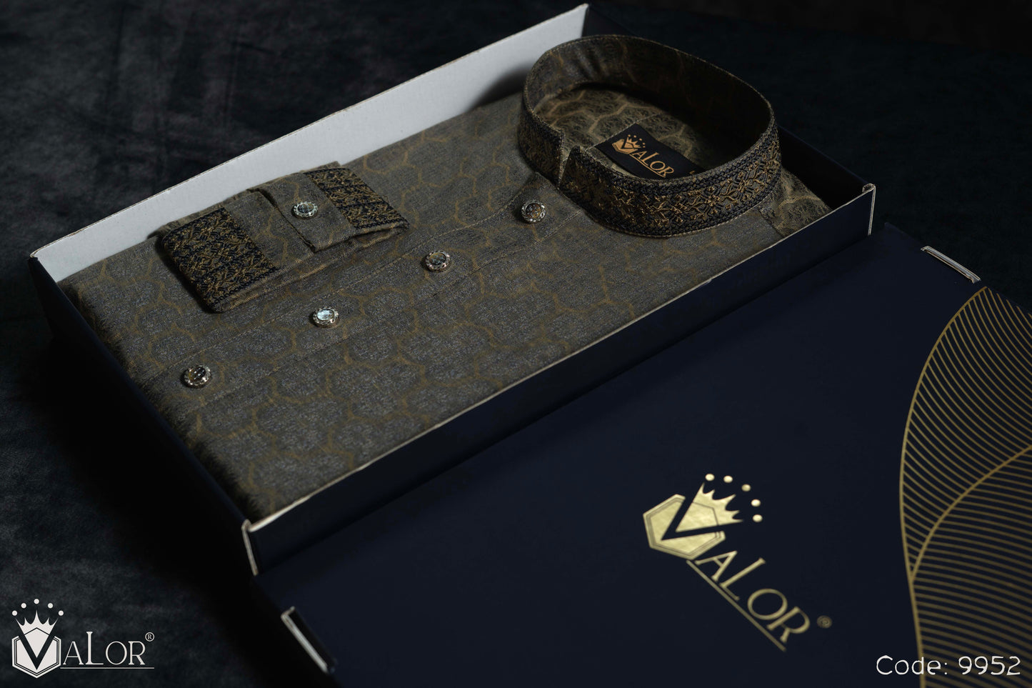 Luxury Panjabi (9952)