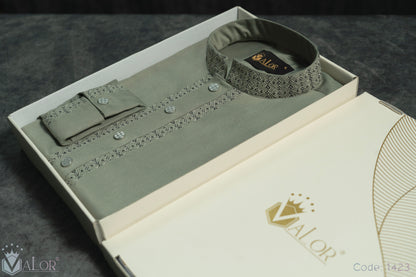 Platinum Panjabi (1423)