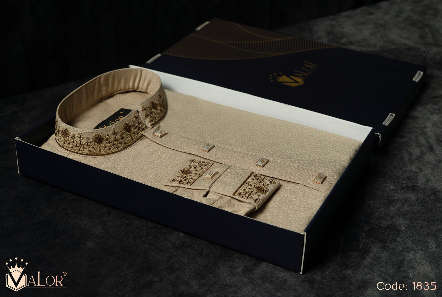 Elegance Panjabi (1835)