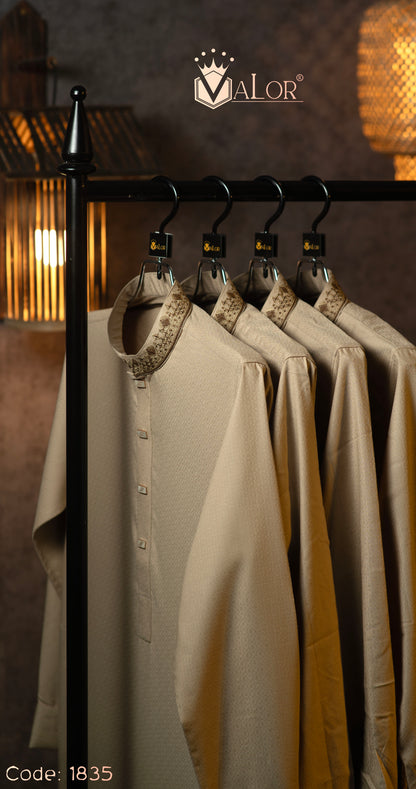 Elegance Panjabi (1835)