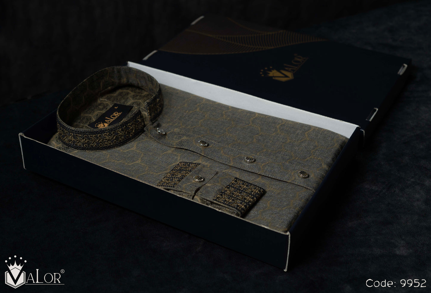 Luxury Panjabi (9952)